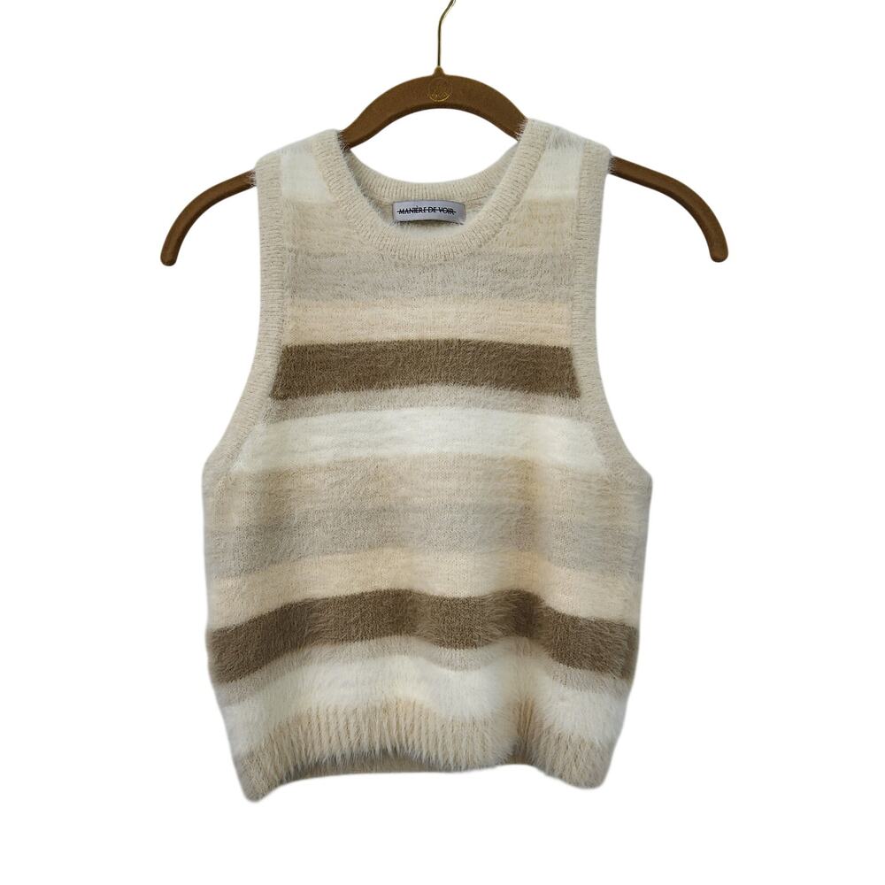 Maniere De Voir Sleeveless Sweater Top Fuzzy Size Medium